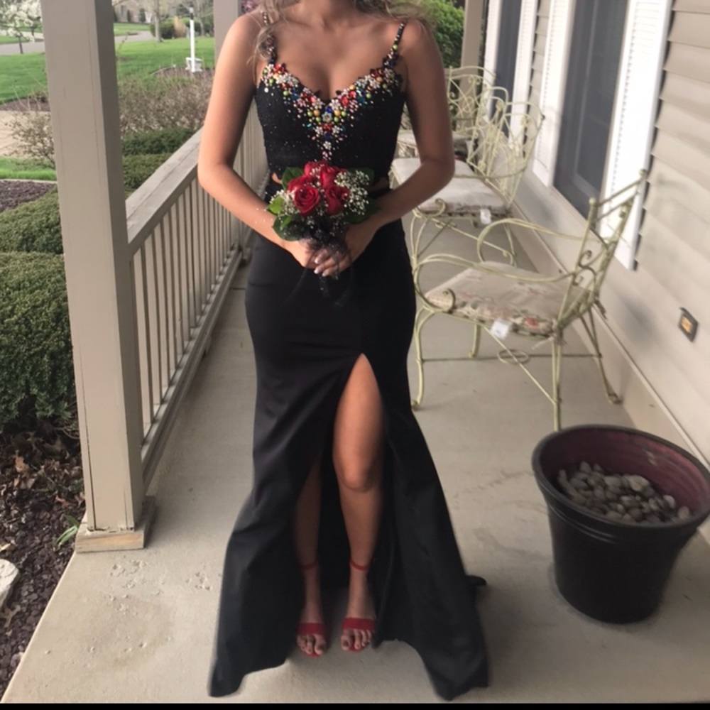 Sherri Hill prom dress - Picture 1 of 6